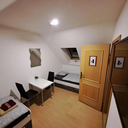 Gæstehus Hostelhollabrunn *