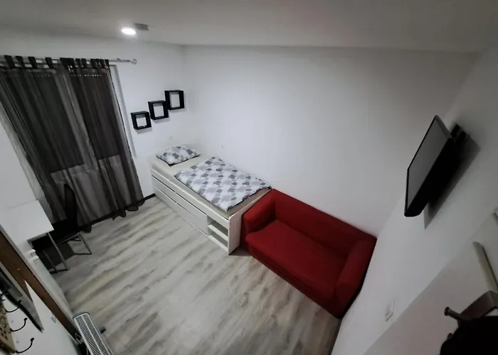 Pensión Hostelhollabrunn *